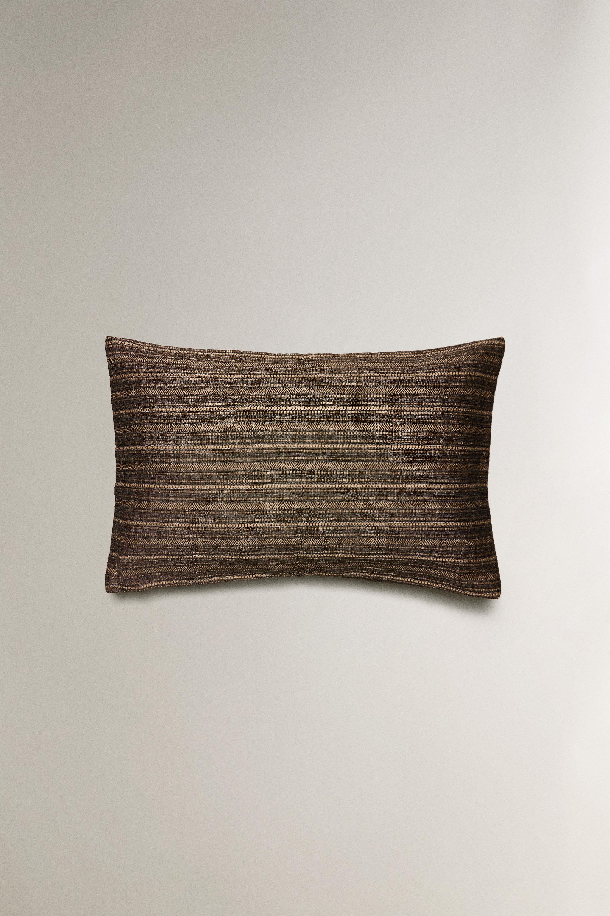 STRIPED THROW PILLOW COVER